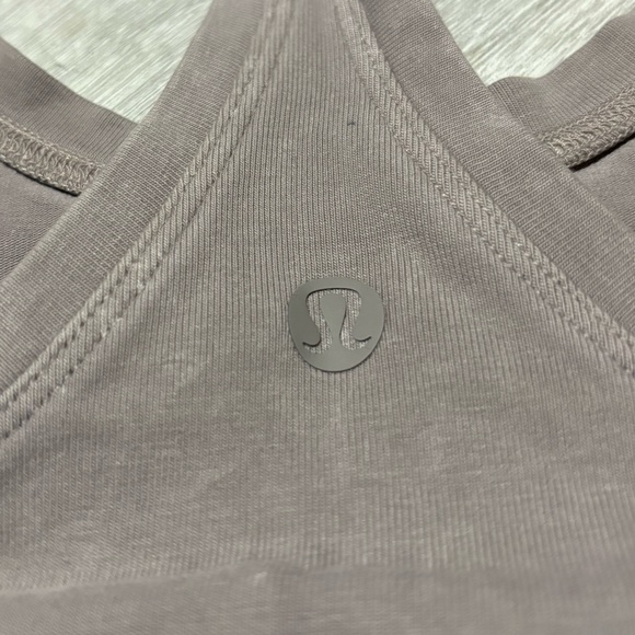 Lululemon tank top - Picture 3 of 3